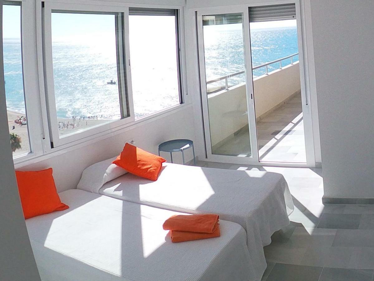 Beach Front Penthouse - Fuengirola Bagian luar foto