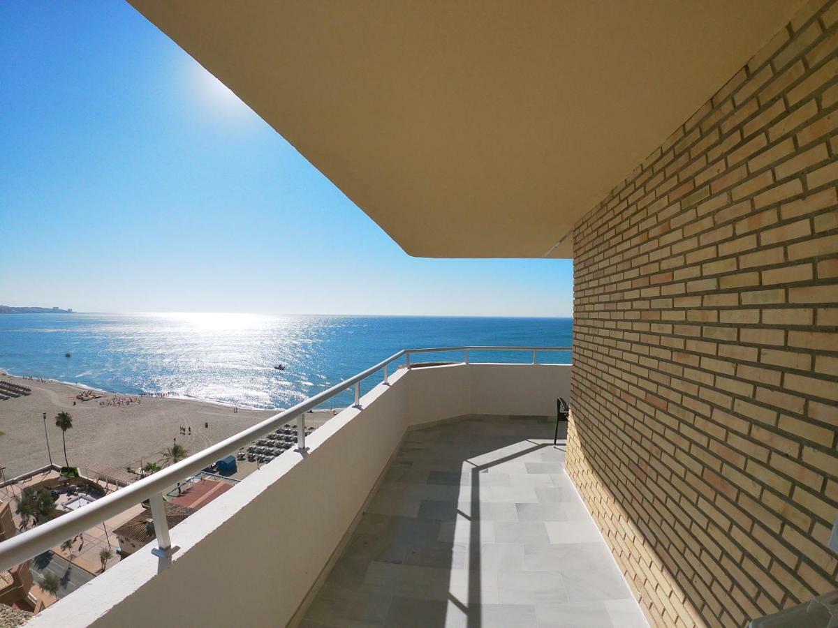 Beach Front Penthouse - Fuengirola Bagian luar foto